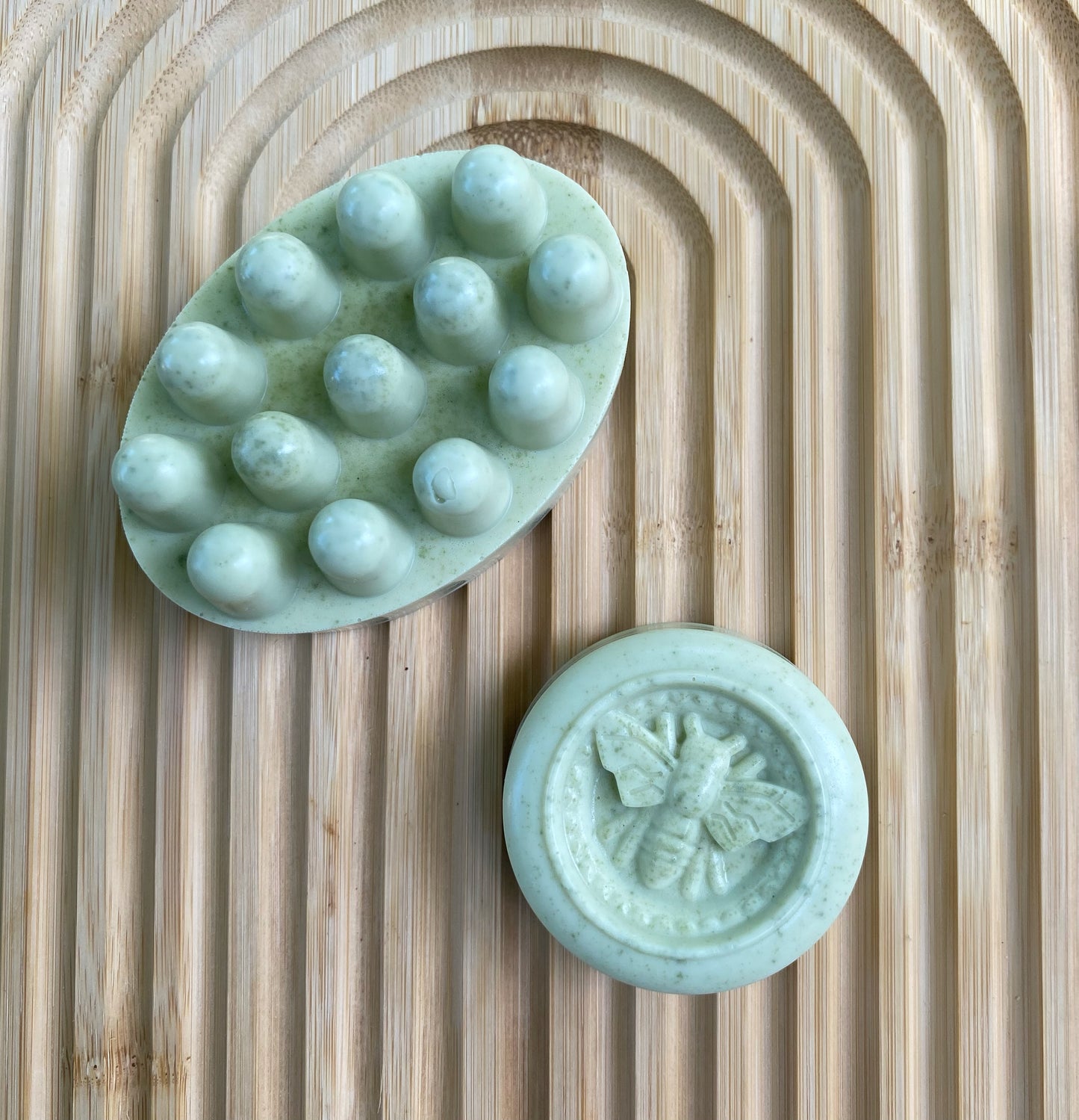 Hydrating shampoo bar